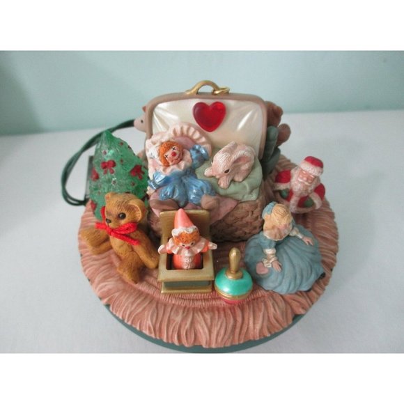 Hallmark Keepsake Magic Special Edition Light Motion Music Victorian Toy Box IOB - Picture 2 of 12